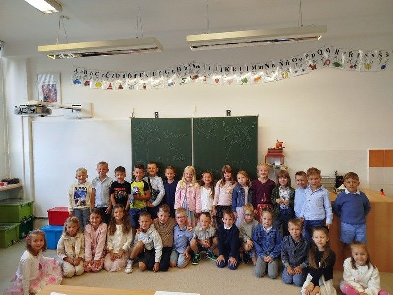 1.E 1.E